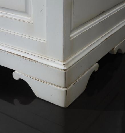 Armoire ou Bonnetière 1 porte Clémence réalisé en merisier massif de style Louis Philippe