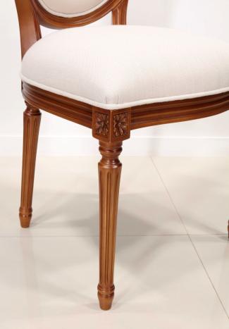 Chaise Emeline réalisée en Merisier Massif de style Louis XVI Tissu d'ameublement écru