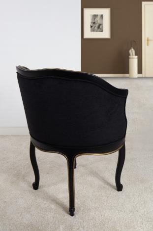 Fauteuil Cabriolet de style Louis XV réalisé en Merisier Massif Laqué noir et or légèrement patiné