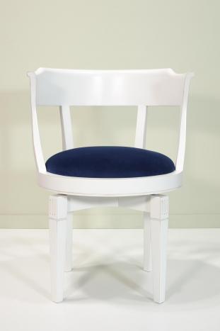 Fauteuil de Bureau Amélie réalisé en Hêtre massif Laqué Ivoire légèrement patiné Assise recouverte d'un tissu d'ameublement