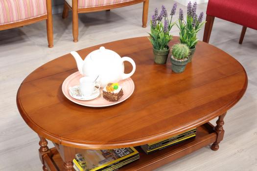 Table Basse Ovale à volets Zoé  réalisée en merisier massif de style Louis Philippe