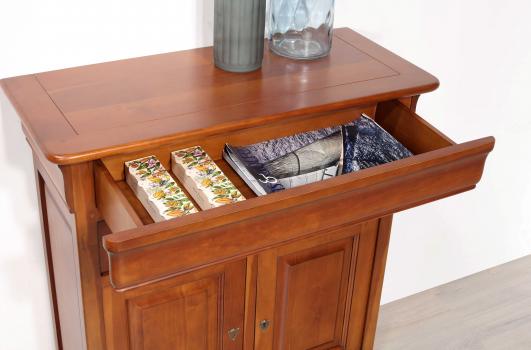 Petit buffet Maria-josée réalisé en Merisier Massif de style Louis Philippe Légèrement Patiné SEULEMENT 1 DISPONIBLE