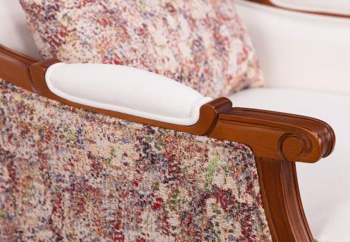 Fauteuil de style Louis XVI réalisé en Merisier massif  Recouvert d'un tissu d'ameublement 1 SEUL DE DISPONIBLE