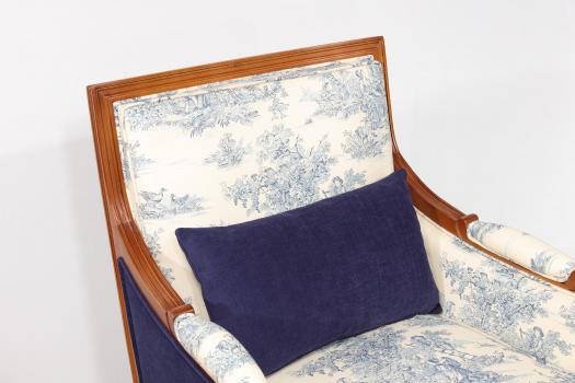 Fauteuil de style Louis XVI réalisé en Merisier massif  Toile jouy