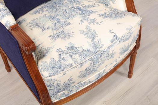 Fauteuil de style Louis XVI réalisé en Merisier massif  Toile jouy