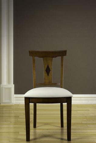 Chaise Syriel réalisée en Merisier Massif de style Louis Philippe 