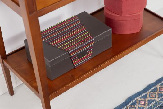 Console  ou table téléphone 2 tiroirs réalisée en Merisier de style Directoire dans une finition merisier doré  SEULEMENT 1 DISPONIBLE