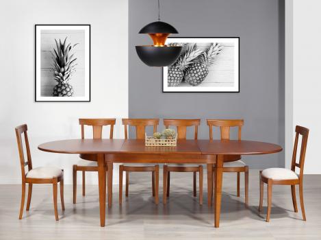 Table ovale 180x100 réalisée en Merisier de style Campagne, 4 pieds fuseaux SEULEMENT 1 DISPONIBLE