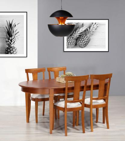 Table ovale 180x100 réalisée en Merisier de style Campagne, 4 pieds fuseaux SEULEMENT 1 DISPONIBLE