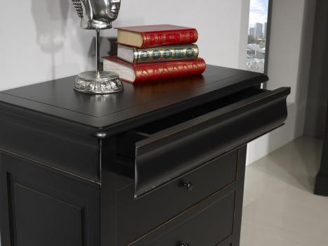 Semainier Paul réalisé en Meriser Massif de style Louis Philippe Laqué noir usé