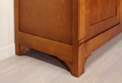 Vaisselier 2 corps 2 portes Maude réalisée en merisier massif de style Directoire