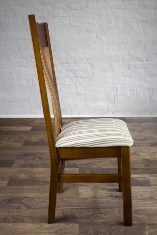 Chaise Annie réalisée en Merisier Massif de style contemporaine  assise tissu