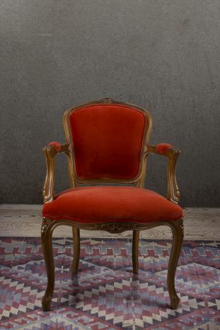 Bergère de style Louis XV Alexia réalisée en hêtre massif  Tissu Aldecco