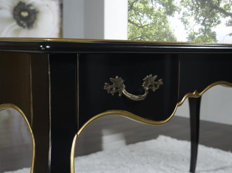Bureau Ministre réalisé en Merisier de Style Louis XV laque Noir et Or Patiné et Usuré