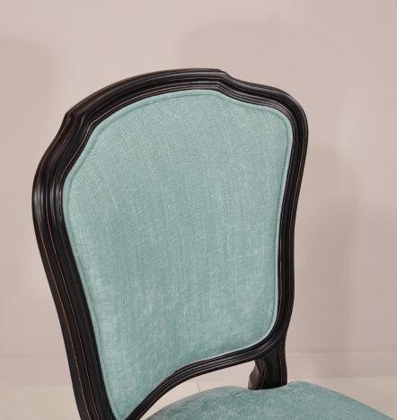 Lot de 4 Chaise Mila  réalisée en merisier de style Louis XV Laqué Noir tissu aldeco 