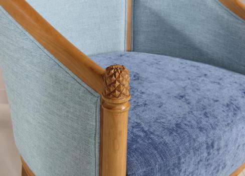 Fauteuil Cabriolet Caroline réalisé en hêtre Massif de style Louis Philippe 