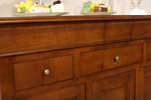 Buffet 3 portes 6 tiroirs Laure, réalisé en merisier massif de style Louis Philippe