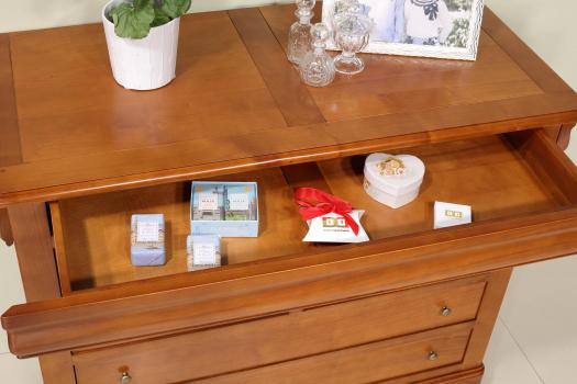 Commode 7 tiroirs réalisée en Merisier Massif de style Louis Philippe SEULEMENT 1 DISPONIBLE
