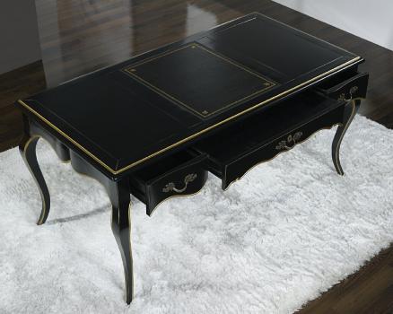 Bureau Ministre réalisé en Merisier de Style Louis XV laque Noir et Or Patiné et Usuré