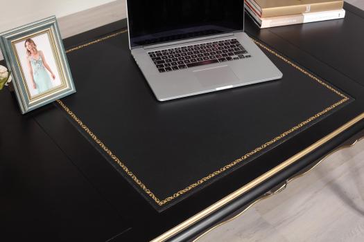 Bureau Ministre réalisé en Merisier de Style Louis XV laque Noir et Or Patiné et Usuré