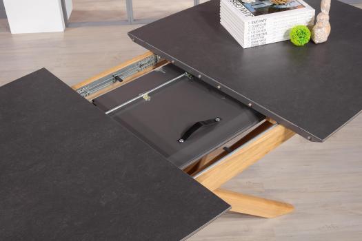 Table rectangulaire Stéphane réalisée en Merisier pour le pieds, céramique pour le plateau et l'allonge.