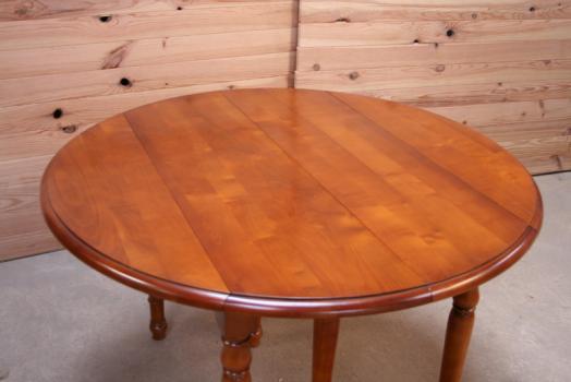 Table ronde à volets DIAMETRE 120 en merisier massif de style Louis philippe 3 allonges de 40 cm