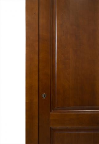 Armoire ou Bonnetière 1 porte réalisée en Merisier Massif de style Louis Philippe Finition merisier rouge