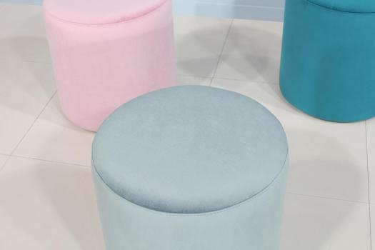 Pouf rond ou tabouret d'appoint,