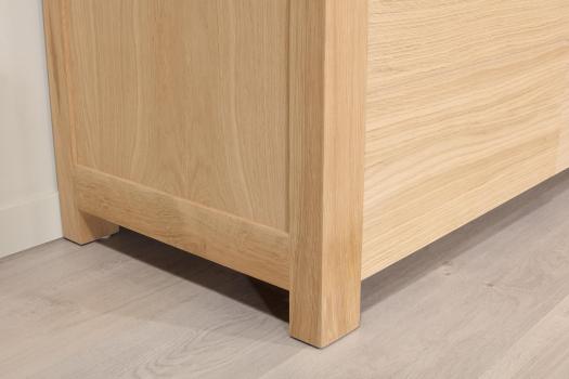 Buffet 4 portes Jean-Lin réalisé en MERISIER de Ligne contemporaine