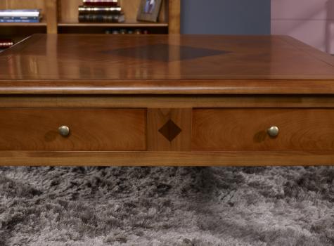 Table Basse Amandine réalisée en merisier de style Directoire