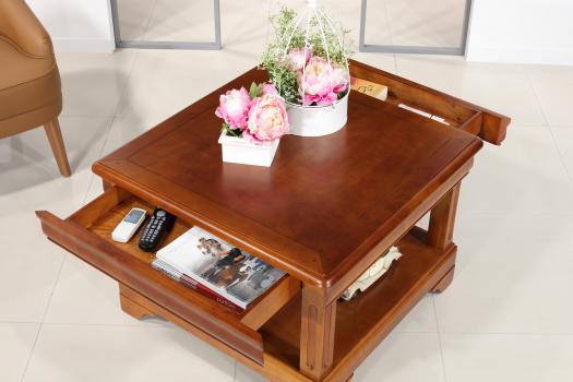 Table basse carrée Anaîs réalisée en Merisier de style Louis Philippe 80x80 